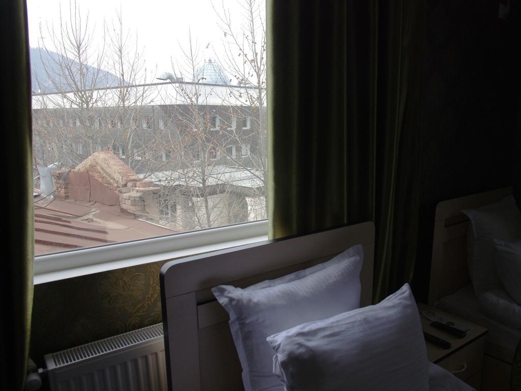 King Edward Hotel Tbilissi Chambre photo